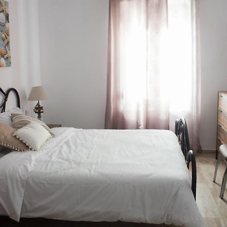Blue Island Apartment Batsi  Exterior photo