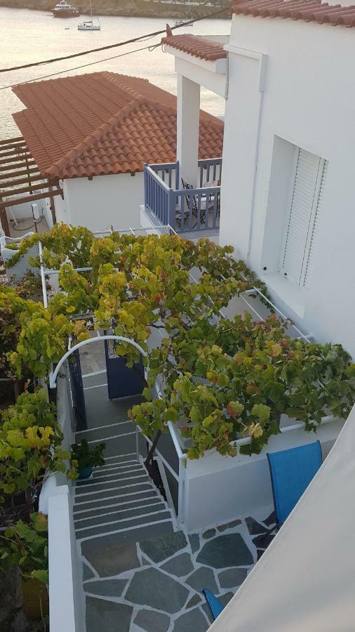 Blue Island Apartment Batsi  Exterior photo