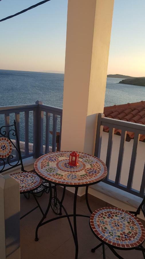 Blue Island Apartment Batsi  Exterior photo